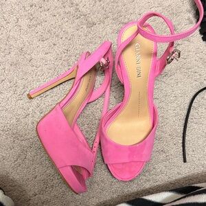 Gianni Bini Vibrant Pink Heels